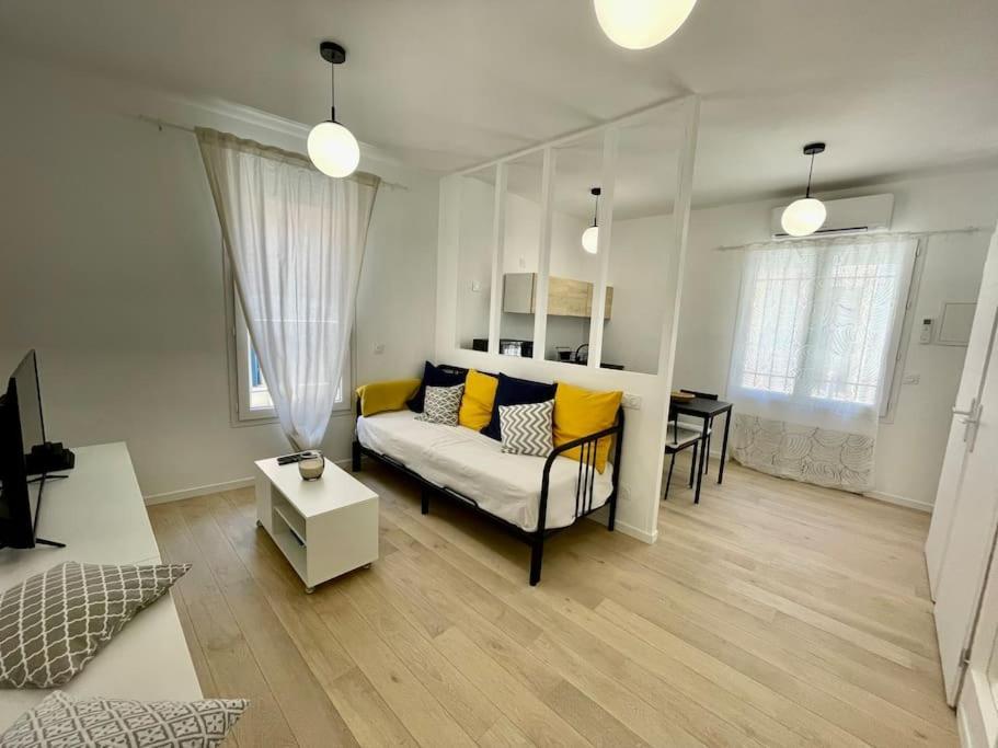 Studio Entièrement Rénové, Situé Au Cœur Du Quartier Appartement Sète